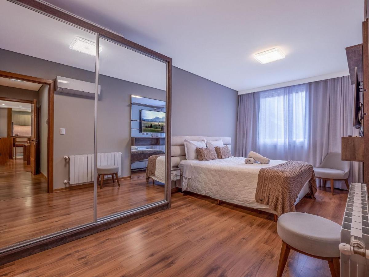 Flores Da Montanha 204C - Apto Borges De Medeiros Gramado 600 Metros Rua Cobertaアパートメント エクステリア 写真