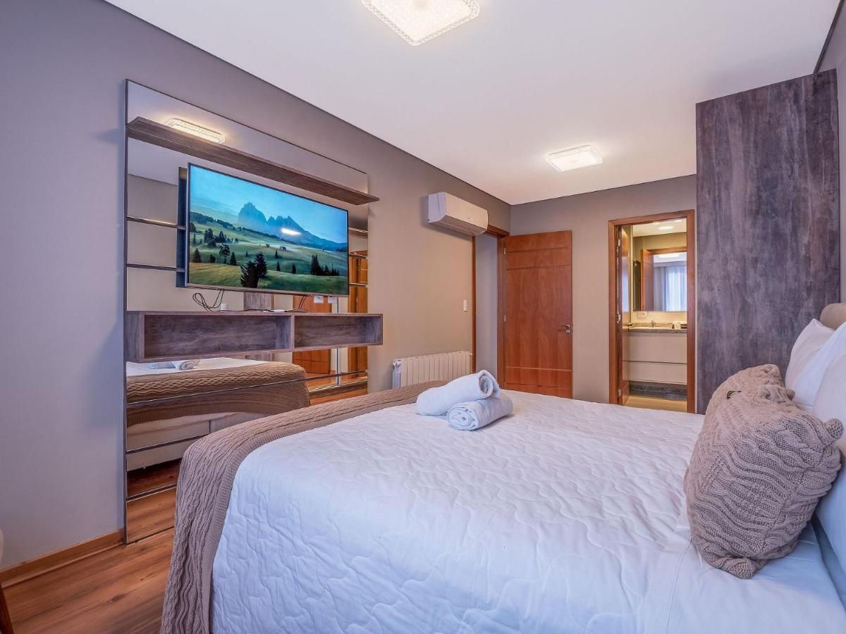 Flores Da Montanha 204C - Apto Borges De Medeiros Gramado 600 Metros Rua Cobertaアパートメント エクステリア 写真